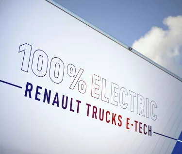 Renault Trucks D E-Tech trailer